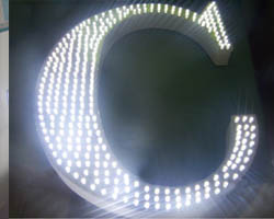làm chữ nổi LED siêu sáng ở Hóc Môn