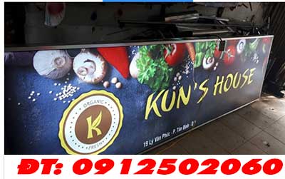 Hộp đèn mica dán decal hóc môn